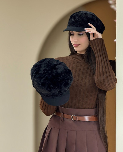 کلاه پلیسی پوست زنانه