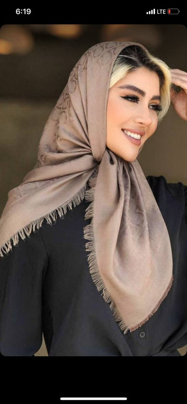 خرید عمده روسری قواره 90 ژاکارد دور ریش